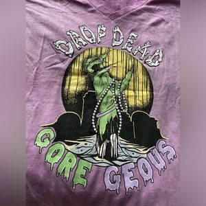 Torrid Zombie Hand, Drop Dead graphic tee | Size 2 (18/20)
